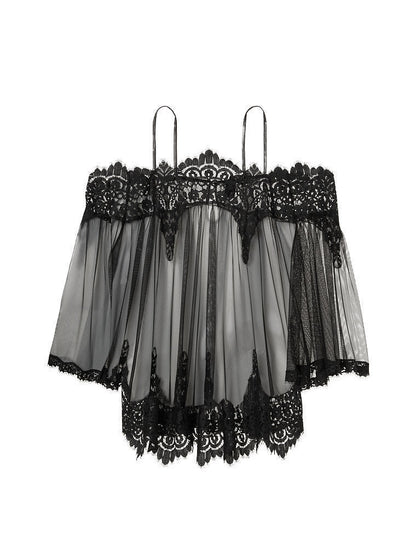 Vita axelbandslösa spetsunderkläder i gasbinda