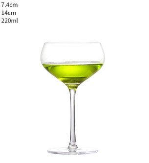 Kreativt cocktailglas i glas