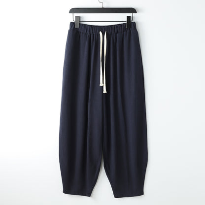 Lösa harembyxor med knutna ben för överviktiga män