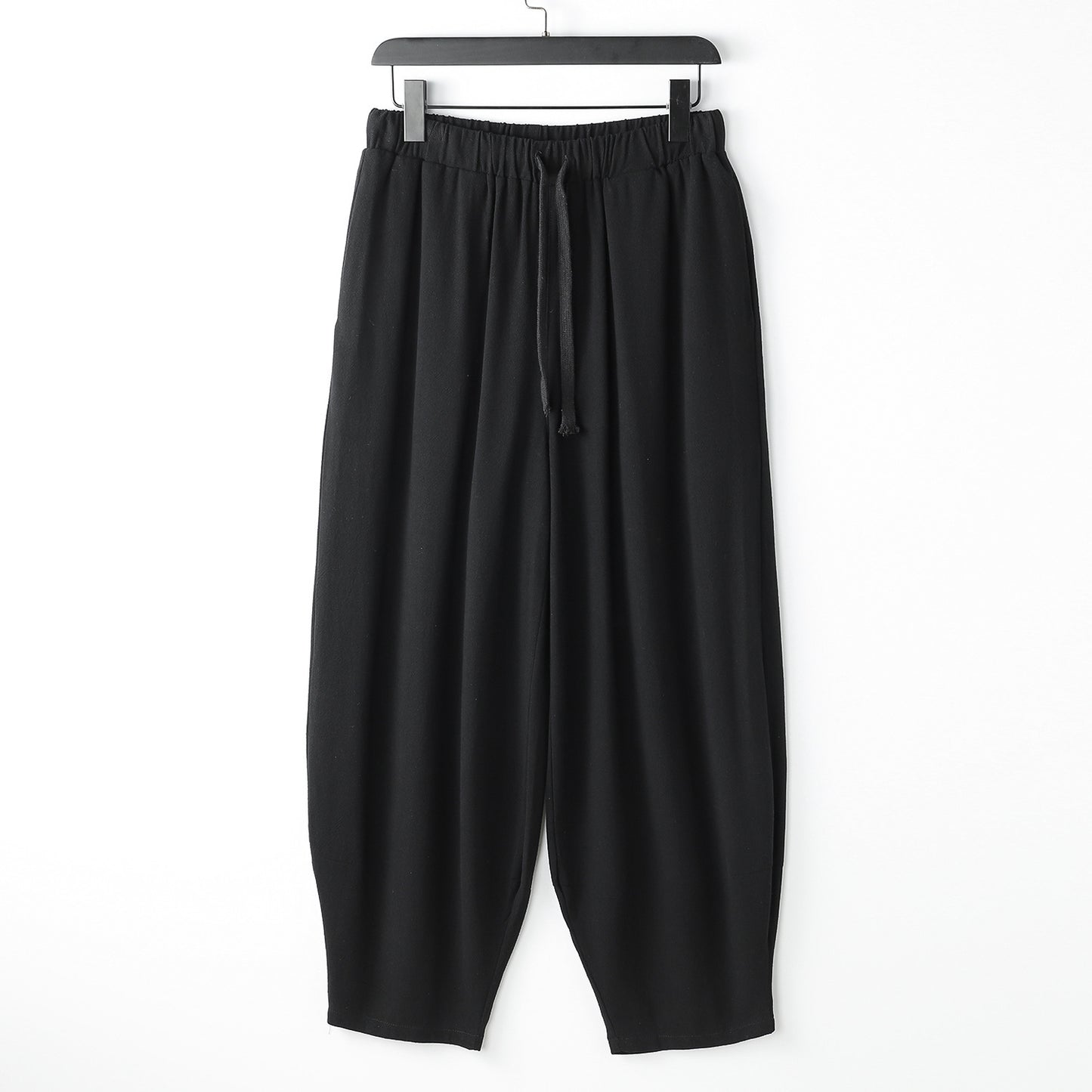 Lösa harembyxor med knutna ben för överviktiga män