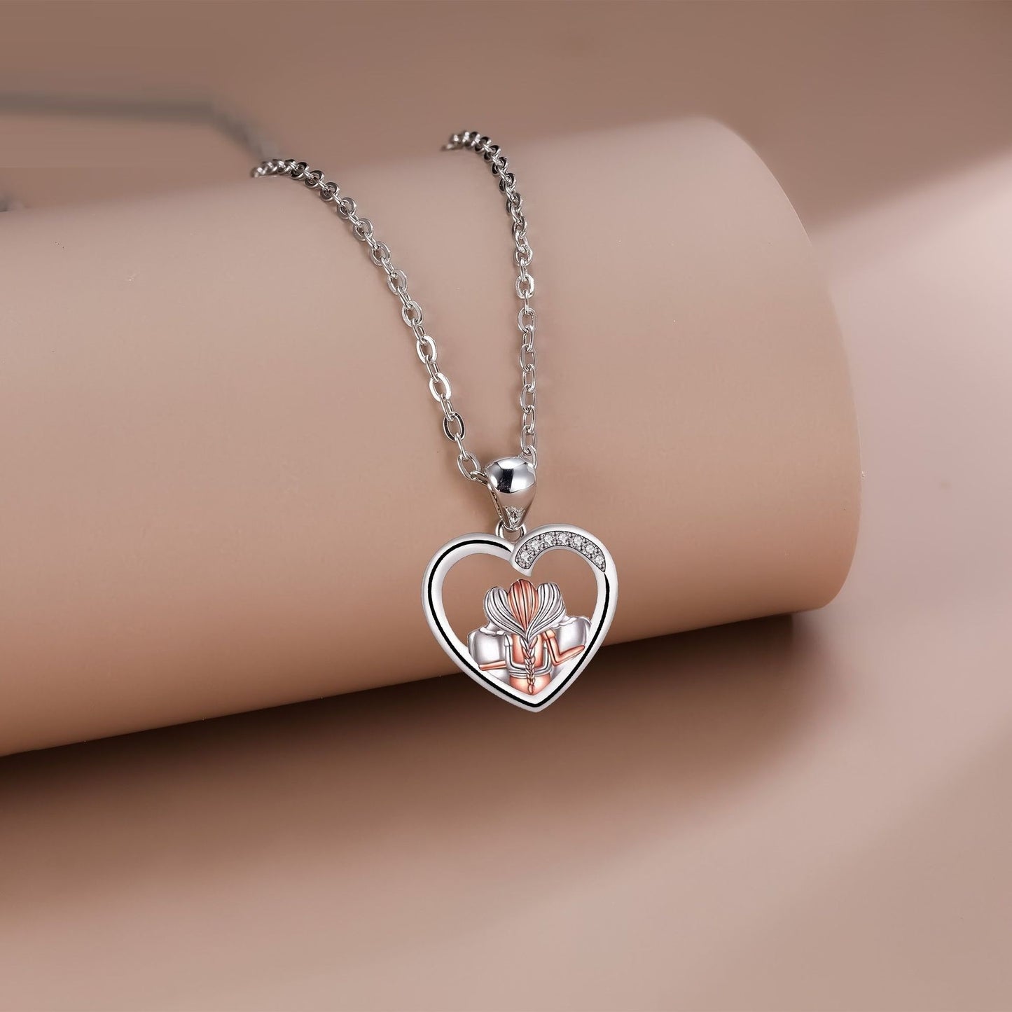 Hjärtformat systrahalsband för kvinnor, europeiska och amerikanska smycken för flickvänner