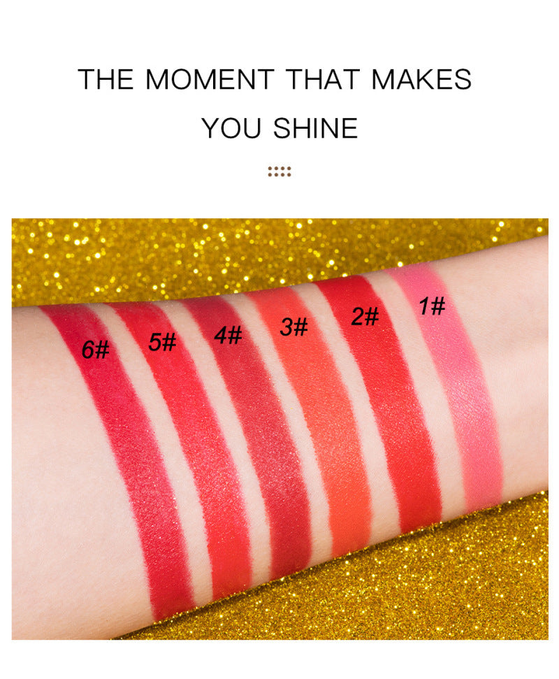 Sammetsmatt non-stick-kopp är inte lätt att blekna, trendigt glänsande guldpulverläppstift