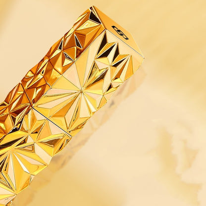 Matt och svårborttagbart sminkläppstift